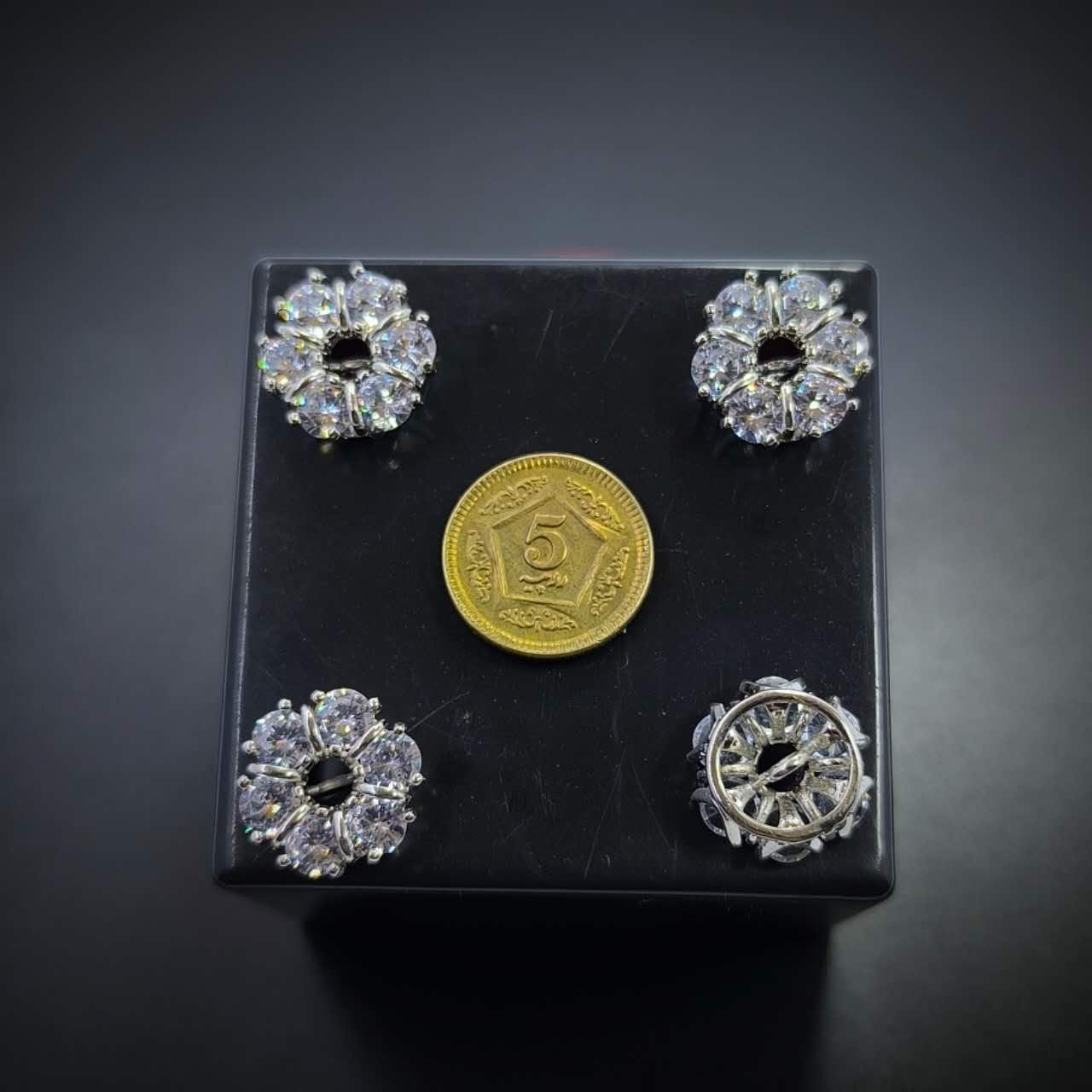Metal Crystal Button - B08