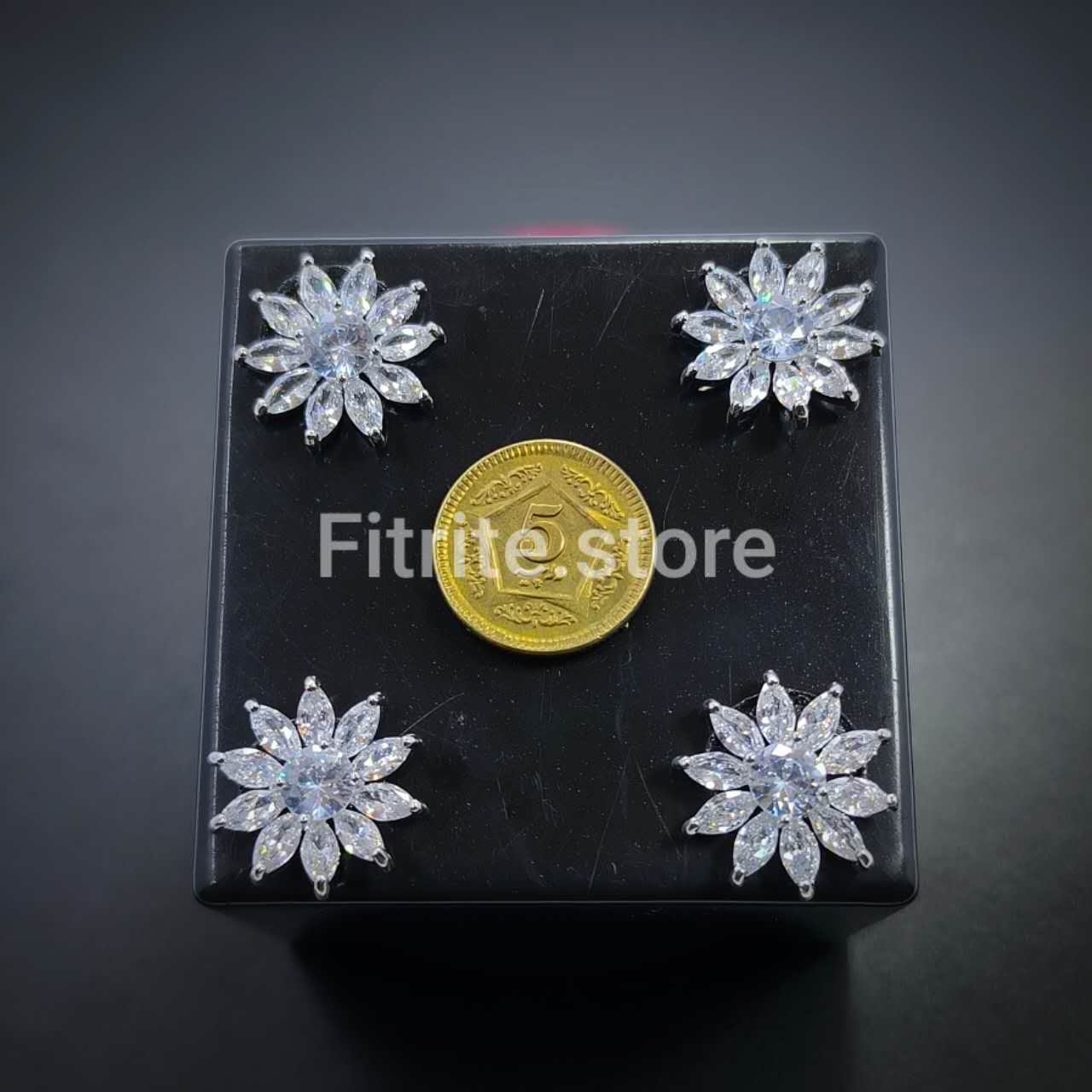 Metal Crystal Button - B10