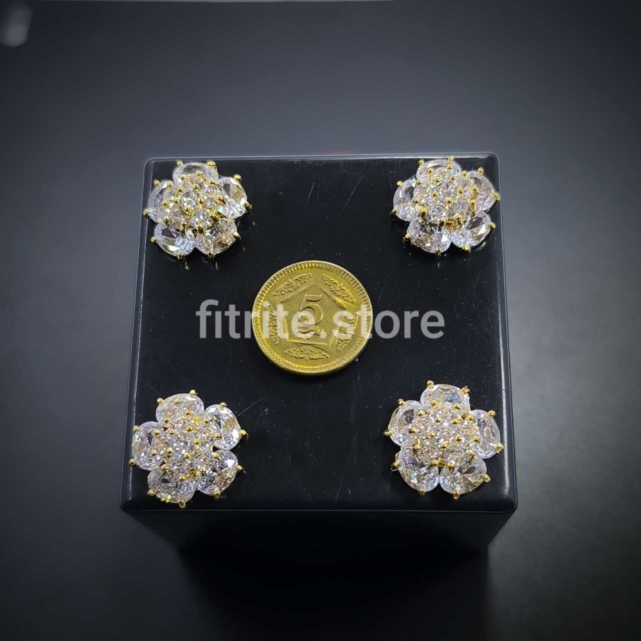 Metal Crystal Button - B11