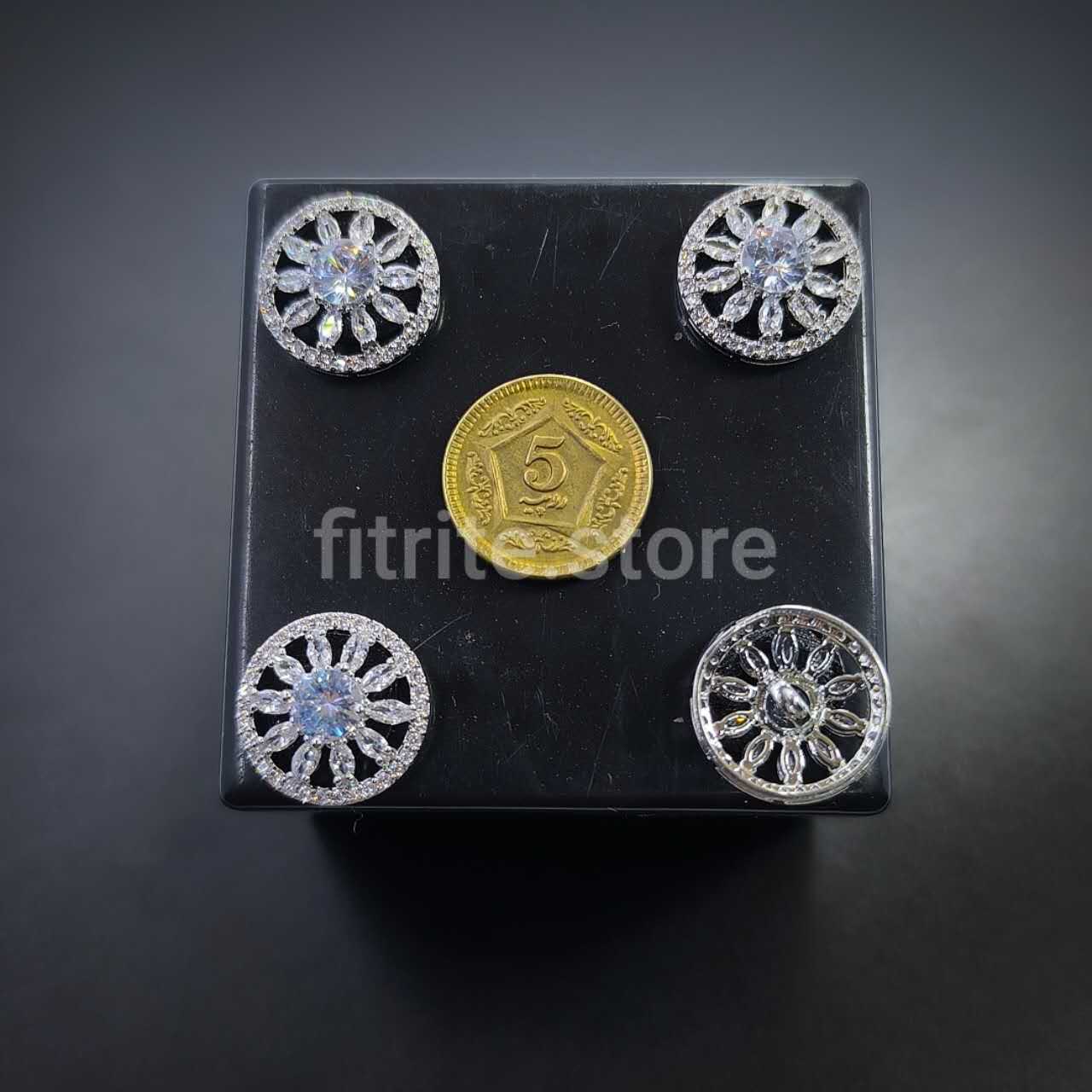 Metal Crystal Button - B14