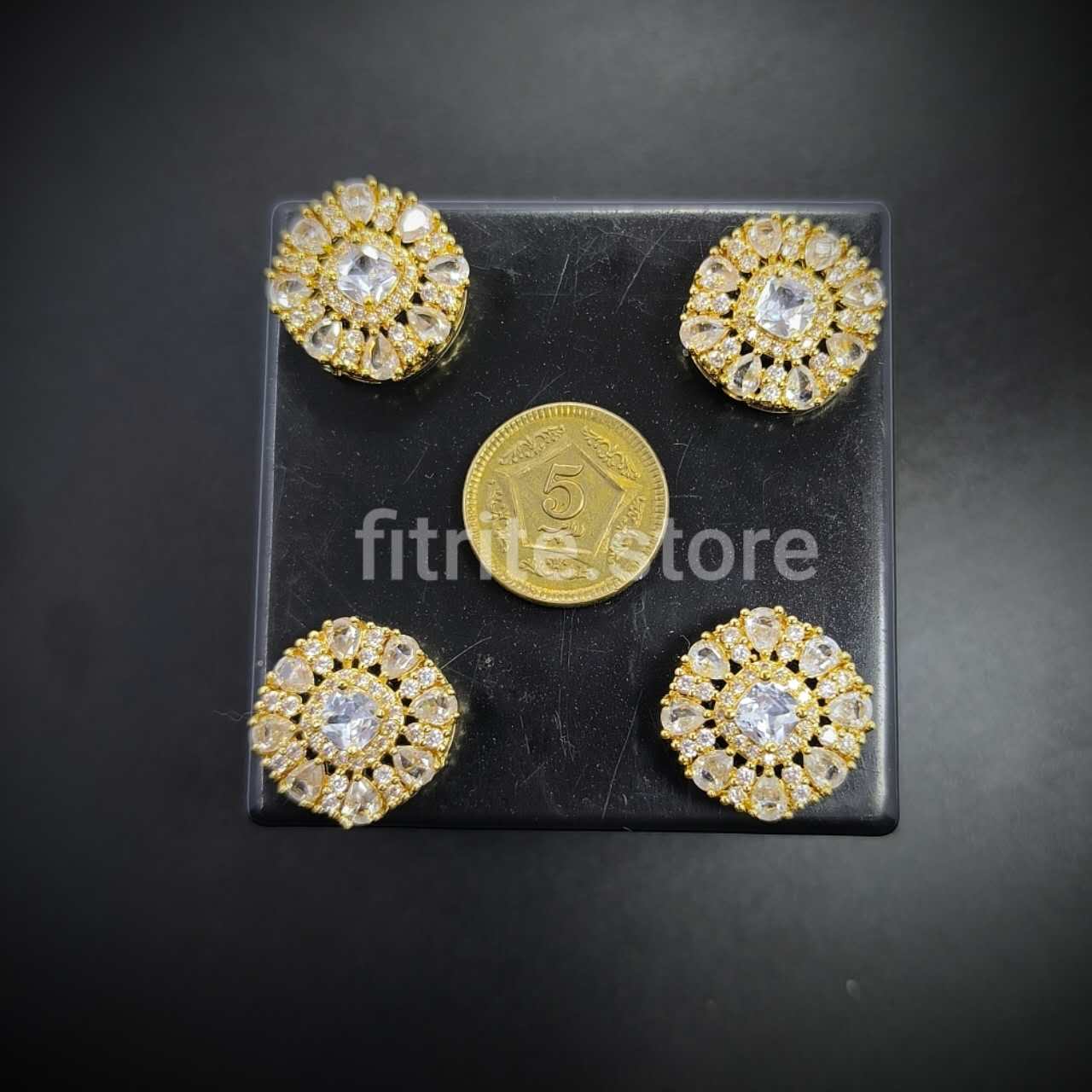 Metal Crystal Button - B17