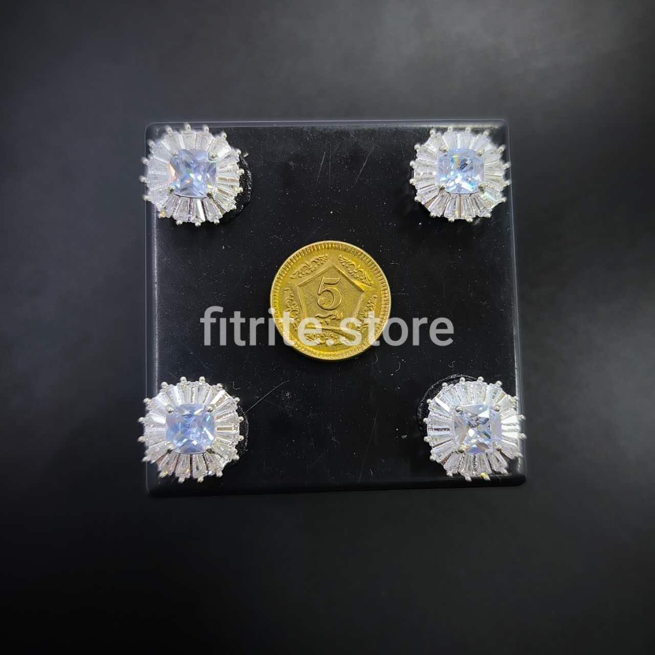 Metal Crystal Button - B19