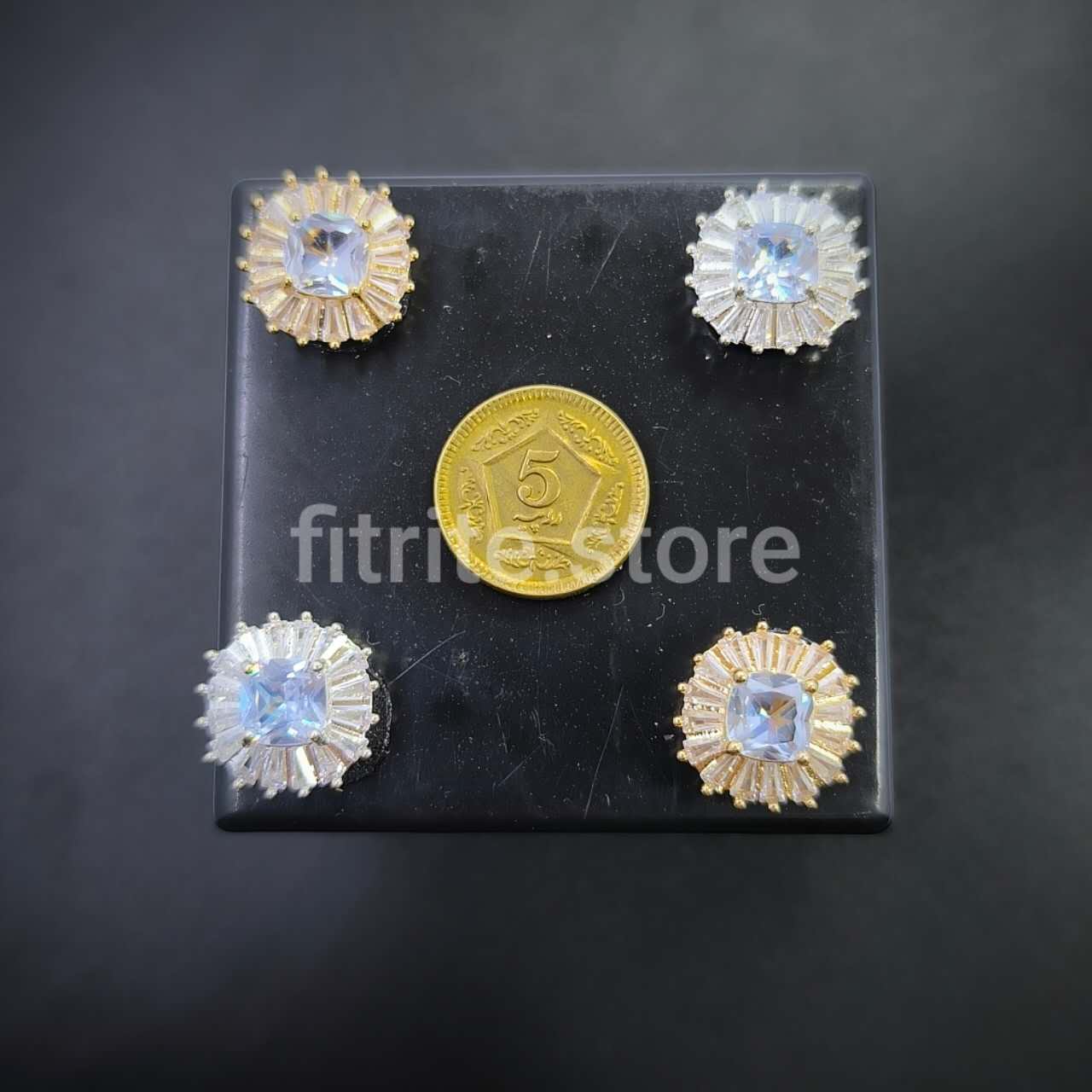 Metal Crystal Button - B19