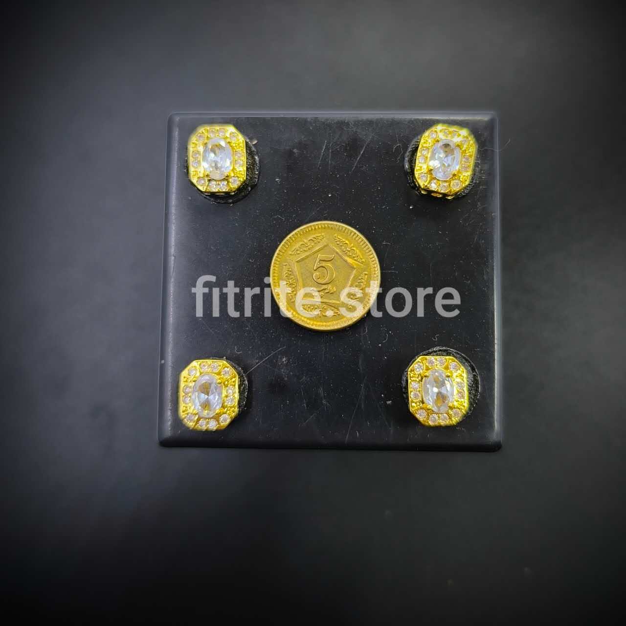 Metal Crystal Button - B22